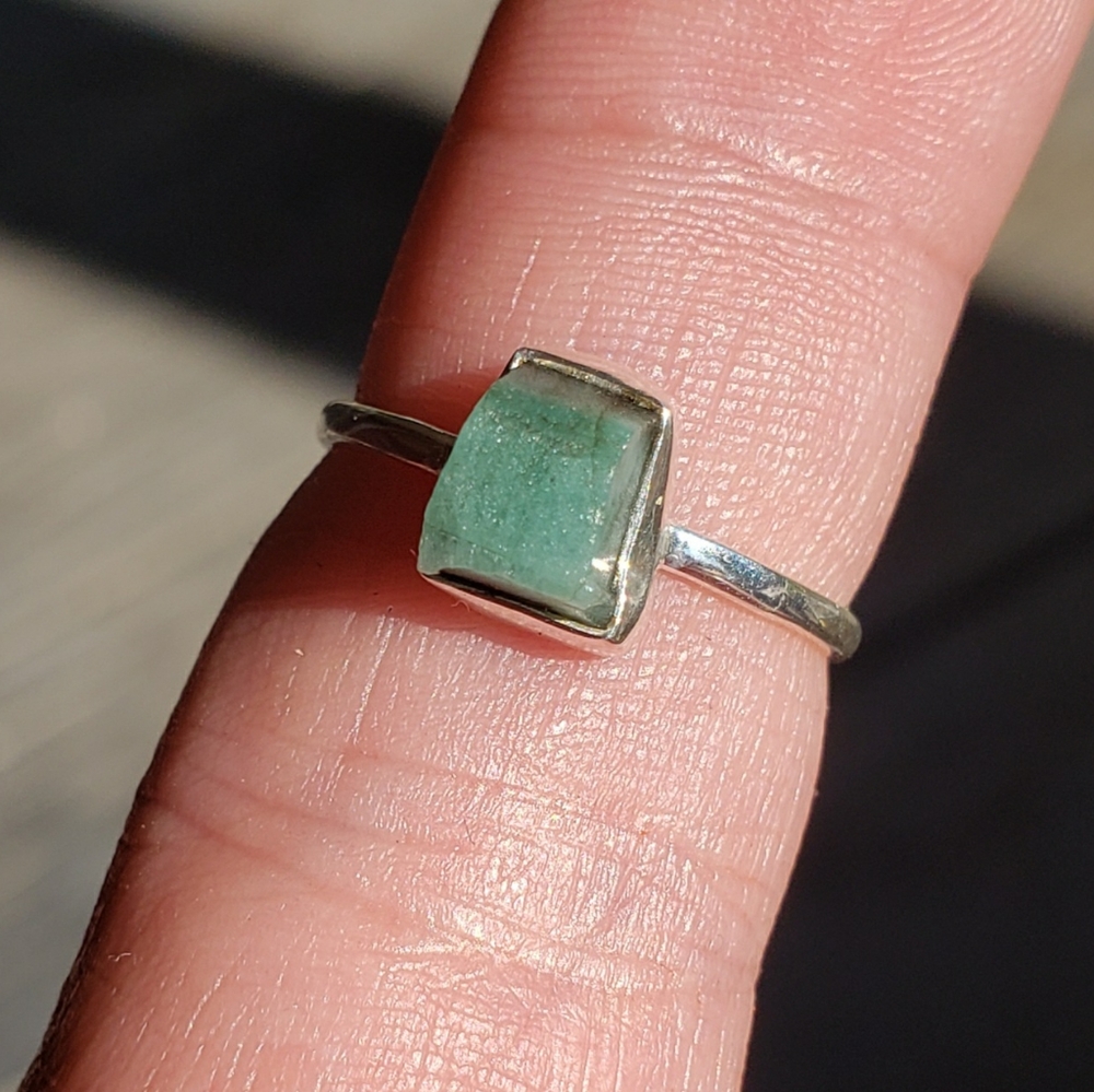 Natural Rough Emerald Ring - Solid 925 Silver - image 4